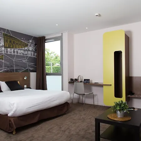 Brit Toulouse - L'esplanade מלון