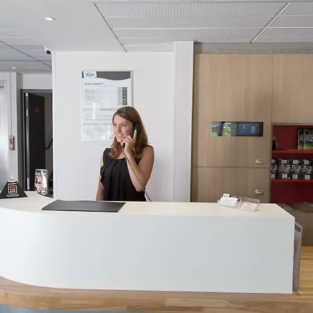 Brit Toulouse - L'esplanade מלון 3*