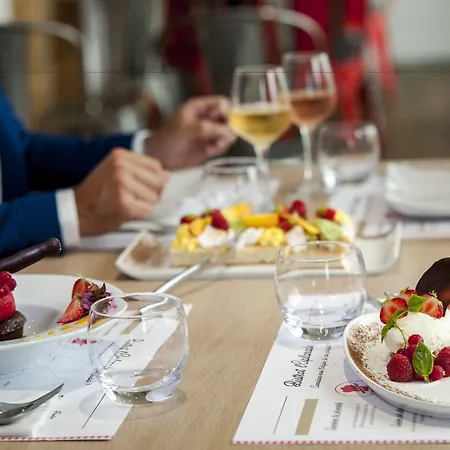 Brit Toulouse - L'esplanade קולומייר