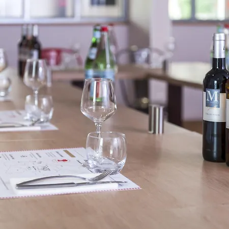 Brit Toulouse - L'esplanade מלון 3*