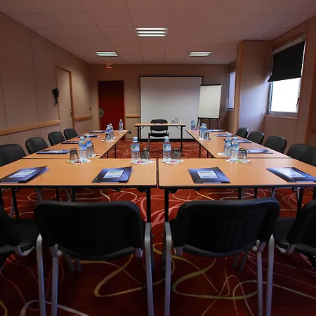 Brit Toulouse - L'esplanade מלון קולומייר