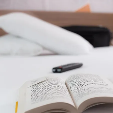 Otel Brit Toulouse - L'esplanade 3*