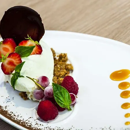 Brit Toulouse - L'esplanade Otel