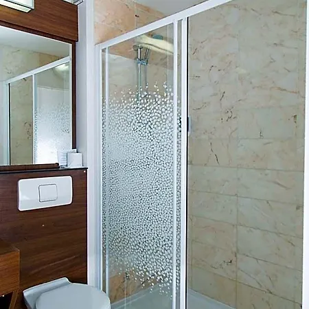 Hotel Brit Toulouse – L’esplanade Colomiers