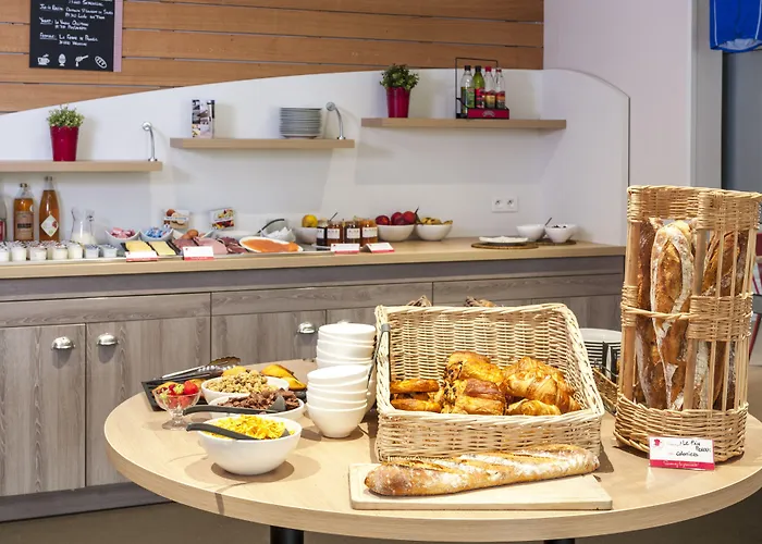 Brit Toulouse - L'esplanade Отель