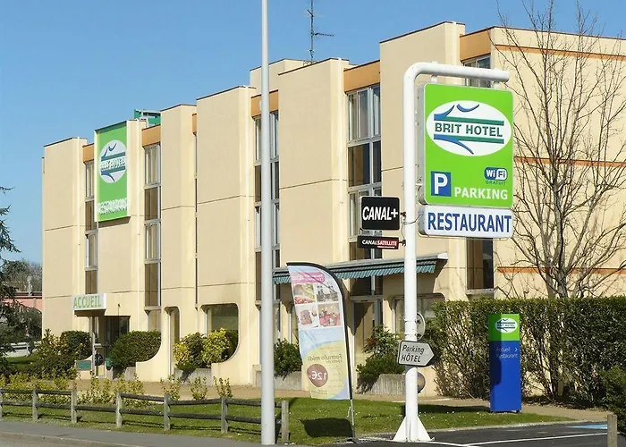 Brit Toulouse - L'esplanade Отель Коломье