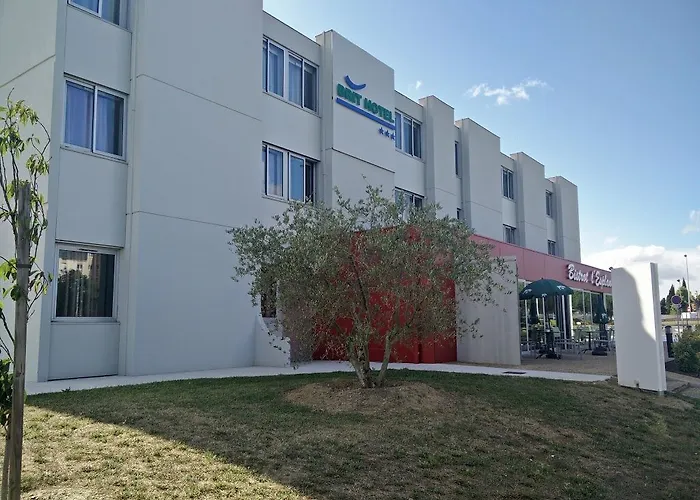 Brit Toulouse - L'esplanade Отель 3*